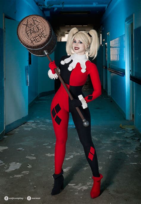 Vídeos pornôs com Harley Queen Cosplay 